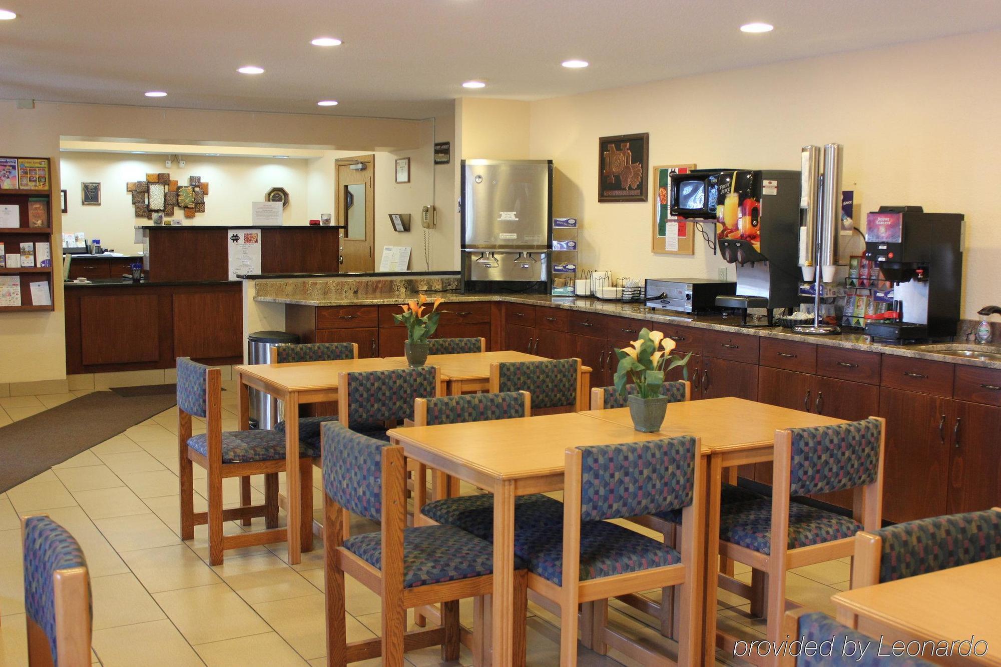 Americas Best Value Inn Гранд-Форкс Ресторан фото