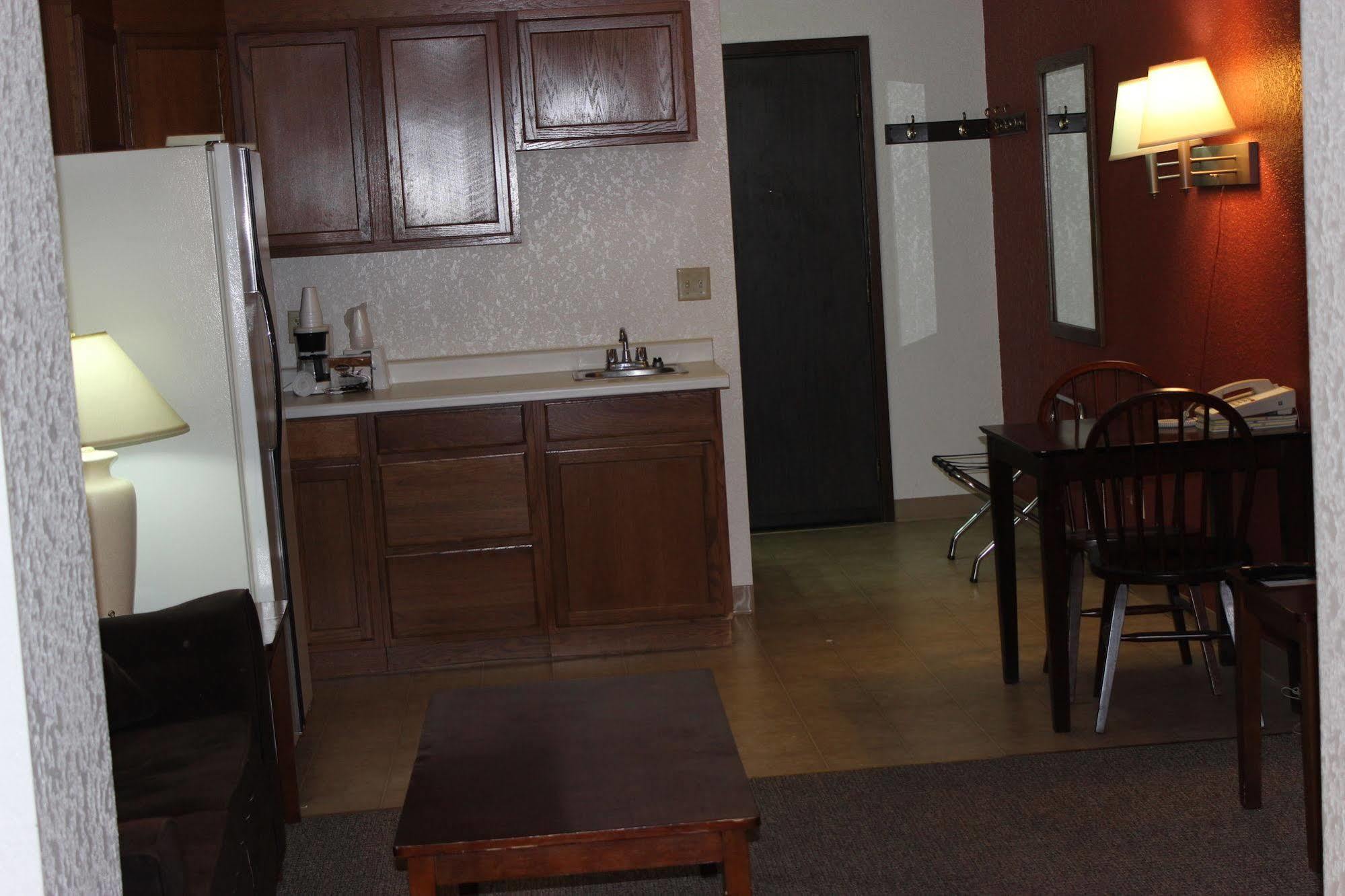 Americas Best Value Inn Гранд-Форкс Екстер'єр фото